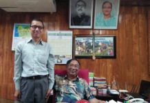 দৃষ্টি প্রতিবন্ধী লালহিমকে ইংরেজি প্রশিক্ষকের চাকরি দিলেন ক্য শৈ হ্লা