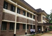 থানচি উপজেলা স্বাস্থ্য কমপ্লেক্সে সেবা পেয়ে খুশী স্থানীয়রা