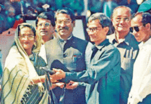 পাল্টাপাল্টি অভিযোগেই ২০ বছর পার