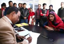 শাকিবের সঙ্গে বিচ্ছেদ চান না অপু বিশ্বাস