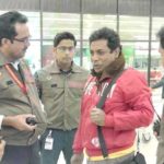 স্বর্নের চালানসহ বিমানবন্দরে আটক মোশারফ করিম !