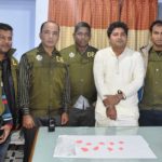 বান্দরবানে গোয়েন্দা অভিযানে ইয়াবা ব্যবসায়ী আটক