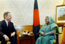 ‘রোহিঙ্গাদের খাদ্য সরবরাহে দাতাগোষ্ঠীর আগ্রহ কমছে’