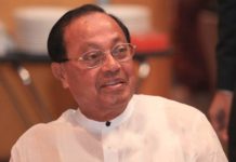 রায়ের কপি নিয়ে সরকার ছলচাতুরি করছে : মওদুদ