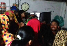 টাকা না দেয়ায় ১৫ দিনের শিশুকে পানিতে ফেলে মারলো হিজড়ারা