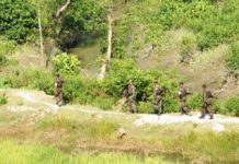 বান্দরবানের নাইক্ষ্যংছড়ি সীমান্তে মিয়ানমারের সৈন্য সংখ্যা বৃদ্ধি: আতঙ্কে জিরো লাইনে অবস্থানকারী রোহিঙ্গারা বাংলাদেশমুখী