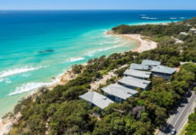 বিশ্বের যে ৫ নৈসর্গিক দ্বীপ কিনতে পারেন আপনিও