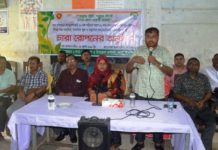 বীর শহীদদের স্মরণে লামা বন বিভাগের ১৮ হাজার গাছের চারা বিতরণ