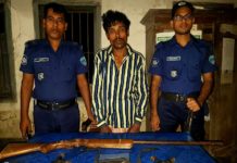 বান্দরবানের লামায় অস্ত্র কার্তুজ সহ গ্রেফতার ১