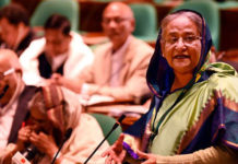 খালেদা জিয়া নারী জাতির জন্য কলঙ্ক: প্রধানমন্ত্রী