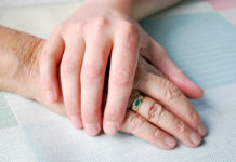 পিতা-মাতার যত্ন না নিলেই কাটা যাবে বেতন