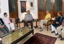 কী আলোচনা হলো বি চৌধুরী-ড. কামালদের বৈঠকে?