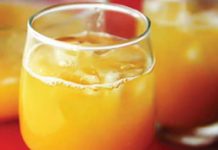 বাড়িতে তৈরি বেলের শরবত কেন খাবেন?