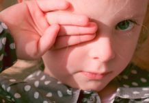 কখন শিশুর চোখ দেখাবেন?