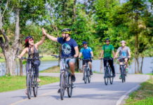 সাইকেল চালালেই পুরস্কার বিয়ার!