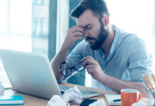 অফিসে ক্লান্তি দূর করতে চার পরামর্শ