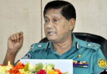 ভোটে দায়িত্ব পালনে পুলিশের জন্য মোবাইল ফোন নিষিদ্ধ