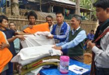 রোয়াংছড়িতে ১৫০ পরিবার পেলো শীতবস্ত্র