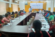 কোমর তাঁতশিল্পী এবং বিক্রেতাদের সংযোগ ঘটাতে অনুষ্ঠিত হলো কর্মশালা