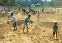 বান্দরবানের লামায় খেলার মাঠে স্কুল ভবন নির্মাণ: কাজ বন্ধ করে দিলো এলাকাবাসী