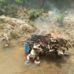 বালি তোলার অবৈধ মেশিন পুড়িয়ে দিলেন ইউএনও