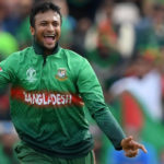 ক্রিকেটে কিংবদন্তি হয়ে উঠছেন সাকিব