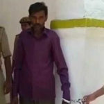 স্ত্রীর পরকীয়া সন্দেহে দুই সন্তানকে কুপিয়ে হত্যা