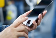 দরিদ্র শিক্ষার্থীদেরকে মোবাইল কেনার টাকা দেবে সরকার