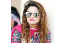 মেয়েকে কোটি টাকার উপহার দিলেন অর্থমন্ত্রী