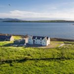 শুধুমাত্র এই একটি বাড়ি কিনলেই সাথে ফ্রি পেতে পারেন পুরো দ্বীপ