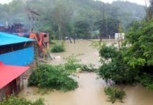 পানিতে ডুবে আছে বান্দরবান