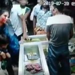 নিজের সন্তানকে নিয়ে হাঁটার সময় ছেলেধরা সন্দেহে গণপিটুনির শিকার এক মা