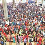 ঈদুল আজহা উপলক্ষে তৃতীয় দিনের মতো চলছে ট্রেনের আগাম টিকিট বিক্রি