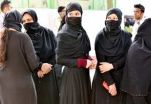 ‘তিন তালাক’ বলেই তালাক দেয়া যাবেনা: তিন বছর কারাদন্ড