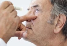 ডায়াবেটিসের অন্যতম লক্ষণ হতে পারে চোখের সমস্যা