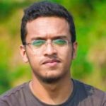 আবরার হত্যাকান্ড: মুখ চেপে ধরায় কাঁদতে পারেন নি আবরার