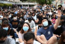 হংকংয়ের বিক্ষোভকারীদের সমর্থনে চীনকে যুক্তরাষ্ট্রের হুঁশিয়ারি