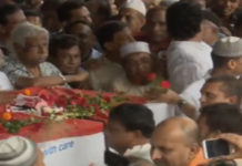 শহীদ মিনারে সাদেক হোসেন খোকার কফিনে শেষ শ্রদ্ধা