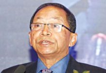 সাবেক প্রধান বিচারপতির বিরুদ্ধে গ্রেফতারি পরোয়ানা