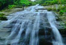 বান্দরবানের শৈল প্রপাতে শুনে আসুন ঝর্নার গান