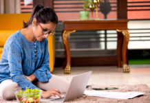 নারীর গৃহকর্মের চাপ কি বাড়িয়ে দিলো করোনাভাইরাস পরিস্থিতি?