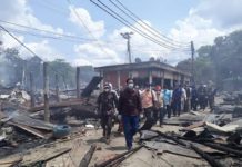 থানচির অগ্নিকান্ডে ক্ষতিগ্রস্থদের ত্রাণসামগ্রী বিতরণ