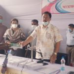 বান্দরবানে ২ হাজার দুস্থ পরিবারকে নগদ টাকা দিচ্ছে রেডক্রিসেন্ট সোসাইটি