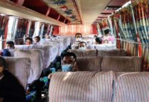 স্বাস্থ্যবিধির অনেকটা অমান্য করেই বান্দরবান চট্টগ্রাম কক্সবাজার রুটে বাস চলাচল শুরু