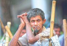 করোনার কারণে পারিবারিক উপার্জন কমেছে ৭৪%