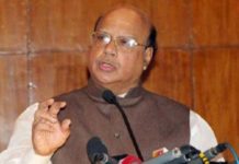 করোনা উপসর্গ নিয়ে হাসপাতালে ভর্তি হলেন সাবেক স্বাস্থ্যমন্ত্রী নাসিম