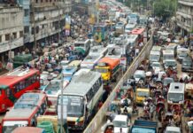 আজ থেকে গণপরিবহনে আগের ভাড়ায় ‘যত সিট তত যাত্রী’