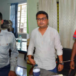 নিম্নমানের নির্মাণসামগ্রী ব্যবহারে বাধা দেয়ায় প্রকৌশলীকে পেটালেন ঠিকাদার: আটক ২