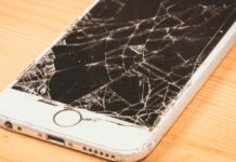 নিজে থেকেই ভাঙ্গা স্ক্রিন জোড়া লাগবে অ্যাপলের ফোনে