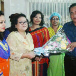 আওয়ামী লীগে যোগ দিলেন পাহাড়ের নারী নেত্রী টুকু তালুকদার